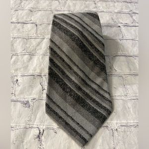 SALVATORE FERRAGAMO VINTAGE MENS GREY/BLACK STRIPED WOOL TIE